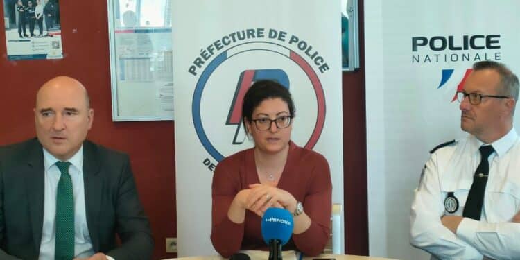 De gauche à droite : le procureur Nicolas Bessone, la préfète de police Frédérique Camilleri et le directeur interdépartemental de la police municipal Cédric Esson (crédit : JRG / Gomet')