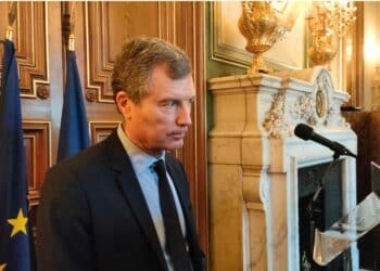 Le préfet Christophe Mirmand évoque la relance d'une OIN à Fos-sur-Mer (crédit : JRG / Gomet')