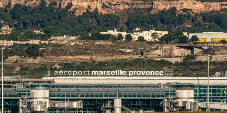 Nuisances aériennes : les associations écrivent au préfet