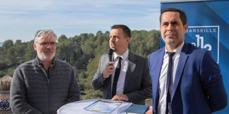 Nicolas Pagnol, le maire des 11/12 Sylvain Souvestre et le maire d'Allauch Lionel de Cala lors de l'annonce de la programmation lundi 29 janvier (crédit : mairie du 11/12)