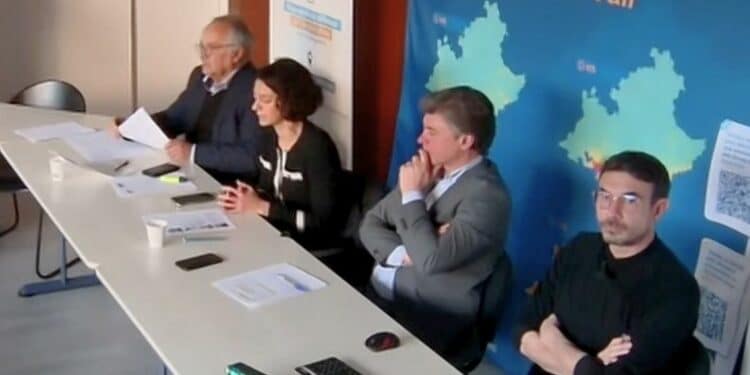 Les représentants d'Atmosud et la députée Claire Pitollat lors de la conférence de presse de présentation de l'outil Icair, lundi 22 février (crédit : capture d'écran / Atmosud)