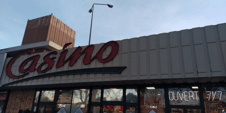 Rachat des magasins Casino : quel avenir à Marseille et dans les Bouches-du-Rhône ?