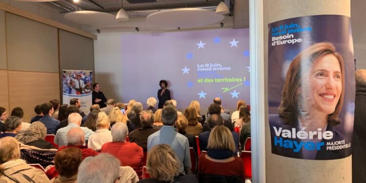 Lancement de campagne des élections européennes : liste Besoin d’Europe (crédit photo : Isabelle Campagnola-Savon)