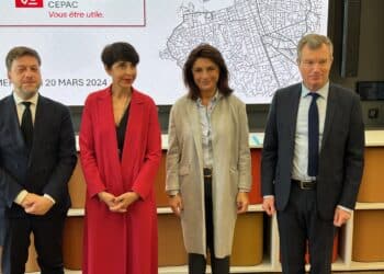 Benoît Payan, Christine Fabresse, Martine Vassal et Christophe Mirmand mercredi 20 mars 2024 à Marseille pour la présentation du fonds de dette de 300 millions de la Caisse d'épargne CEPAC fléché sur le logement à Marseille (Crédit Gomet')