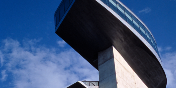 [Architecture] Marseille-Innsbruck avec Zaha Hadid : toujours plus haut !
