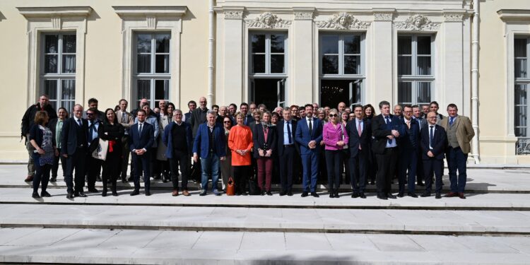 Comité de massif des Alpes : le « Parlement de la montagne » veut sortir de l’ombre
