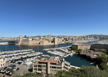 L'entrée du Vieux-Port à Marseille (Crédit Gomet')