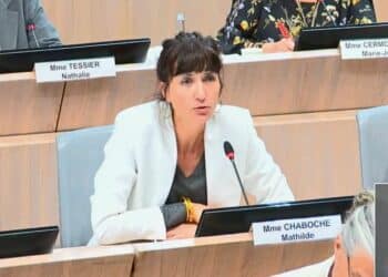 L'ex-adjointe à l'urbanisme Mathilde Chaboche a rejoint le groupe écologiste et pluriel après sa démission, en mai 2023 (crédit : capture d'écran / Ville de Marseille)