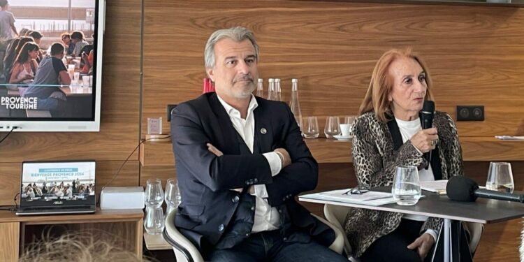 Jean-Luc Chauvin, président de la CCI d'Aix-Marseille Provence et Danielle Milon, présidente de Provence Tourisme (crédit photo : Bojkovski Antonin)