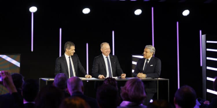 Rodolphe Saadé président de CMA CGM, Martin Lundstedt, CEO Volvo Group et Luca de Meo, CEO Renault Group. © Christel Sasso