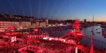 Une soirée exceptionnelle sur le Vieux-Port mercredi 8 mai pour l'arrivée de la flamme olympique en France. (Crédit DR)