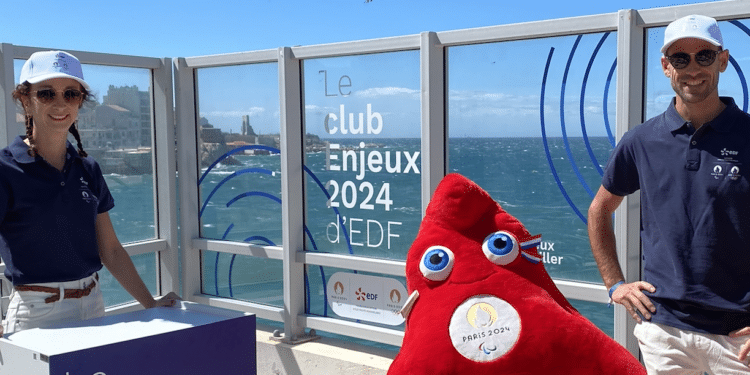 Inauguration du club EDF au Cercle des nageurs de Marseille. Crédit photo : EDF.