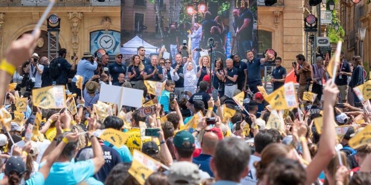 La flamme olympique sur le cours Mirabeau à Aix dimanche 12 mai 2024. Crédit Ville d'Aix