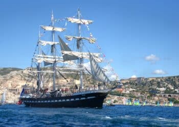 Le Belem à l'Estaque mercredi 8 mai au matin (Crédit Gomet'/JRG)