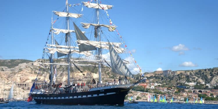 Le Belem à l'Estaque mercredi 8 mai au matin (Crédit Gomet'/JRG)