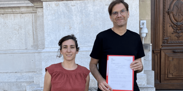 Hendrik Davi après la déposition officielle de sa candidature le 16 juin 2024 (Crédit compte X de Hendrik Davi)