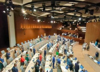 Marseille : un conseil municipal express sans débordement politique