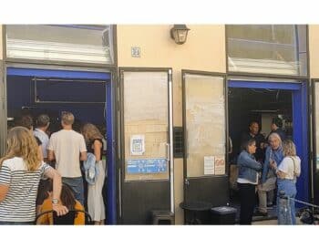 Le Fada Bike Café s'est installé en lieu et place de l'ancienne Alimentation générale (crédit : JRG / Gomet')