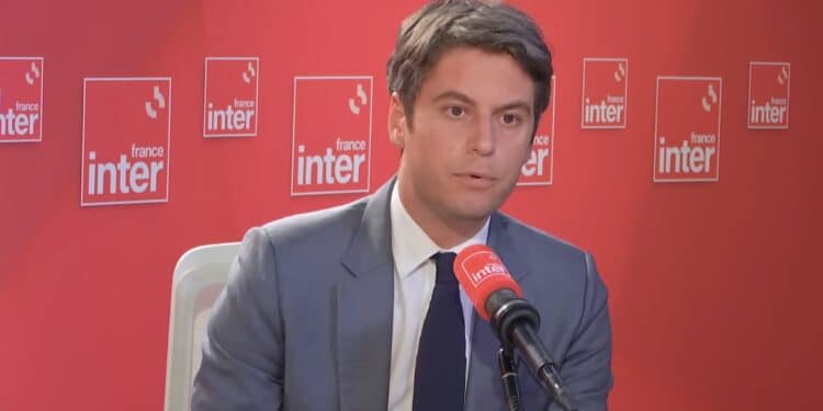 Gabriel Attal : retrait pour faire barrage au RN malgré quelques exceptions
