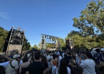 La scène du lac lors de Marsatac 2024 au coeur du parc Borély dans le 8e arrondissement de Marseille (Crédit Gomet')