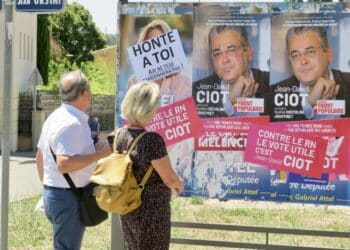 [Reportage] Aix : une triangulaire sous haute tension dans la 14e circo