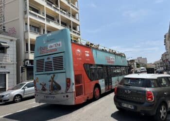 RTM bus à impériale