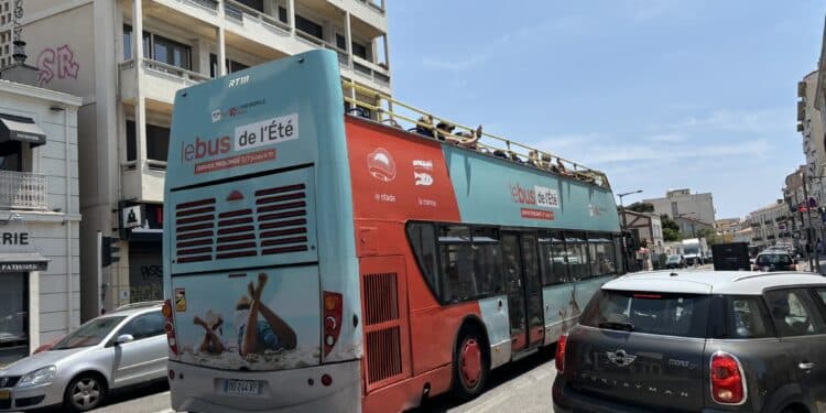 RTM bus à impériale