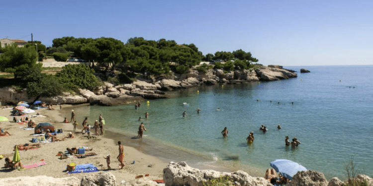 Plage de Carro sur la commune de Martigues
