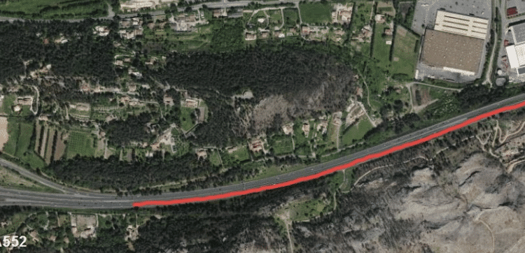 Création d’une voie réservée aux bus sur l'A7. (Crédit photo : Préfecture Région Sud)