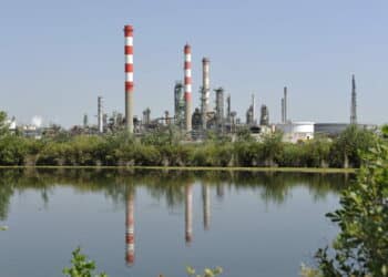 Rhône Energies Raffinerie Exxon à Fos