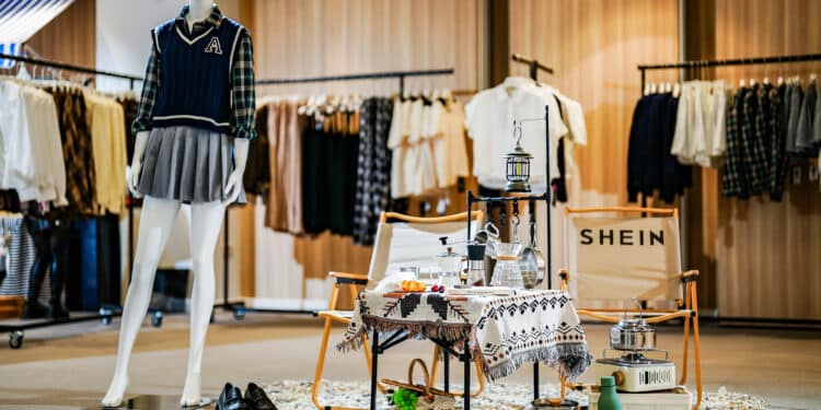 Dans le magasin éphémère Shein à Marseille (Crédit Shein)