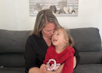 Syndrome de West : l’élan de solidarité à Gardanne pour la petite Emmy