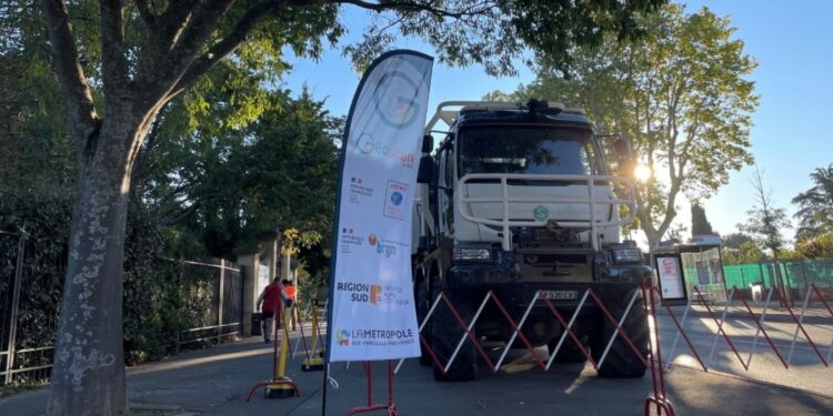 géothermie les camions vibreurs qui permettront de recueillir des données géophysiques autour de l'étang de Berre