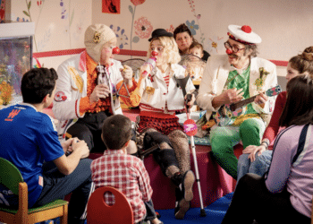 Sur un fil de Reta Kateb