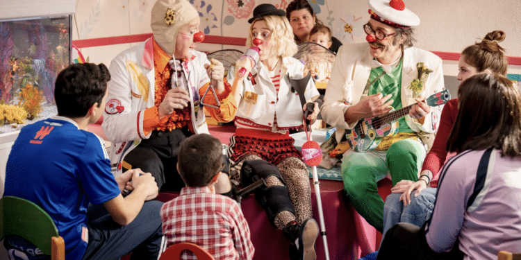 Sur un fil de Reta Kateb