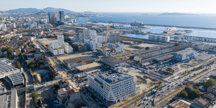 Vue du quartier Les Fabriques au nord d'Euroméditerranée 2