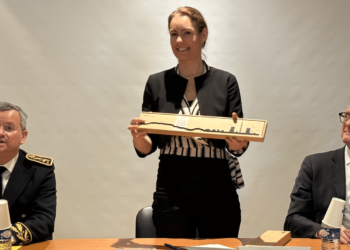 La ministre Olga Givernet à Gardanne mardi 26 novembre (Crédit Gomet')