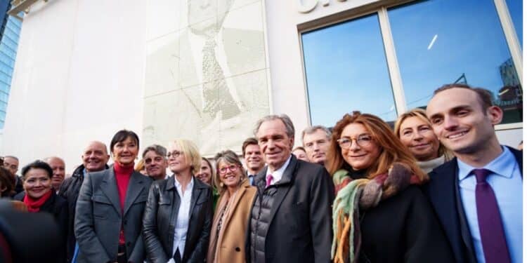 La cité scolaire Jacques Chirac a été inaugurée, mercredi 20 novembre, en présence de la fille de l'ancien président, Claude Chirac (crédit : Pierre-Emmanuel Trigo / Région Sud)