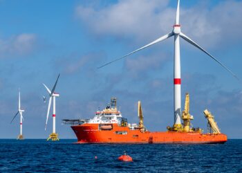 Eolien en mer : douze candidats en lice pour l’appel d’offres AO9