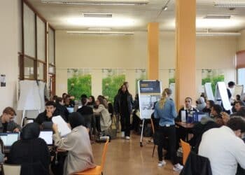 Les étudiants de l'IUT Aix-Marseille engagés dans le business game CreatIvUT (Crédit IUT Aix-Marseille)