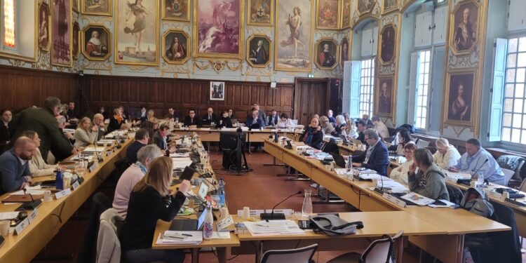 Airbnb à Aix : débats animés au conseil municipal