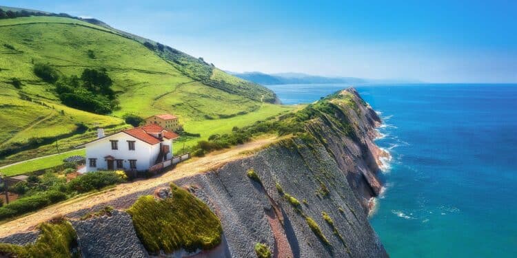Vacances au Pays Basque, une destination pour toutes les saisons