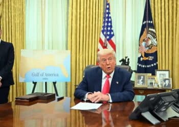 Rodolphe Saadé et Donald Trump à la Maison Blanche le 6 mars 2025 (Crédit Capture X)