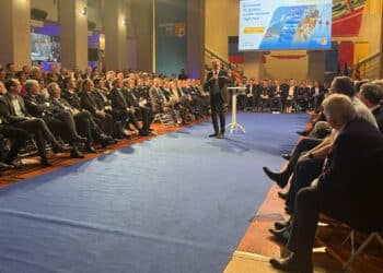 Défense : « Ni bisounours, ni va-t-en-guerre » (Renaud Muselier) 