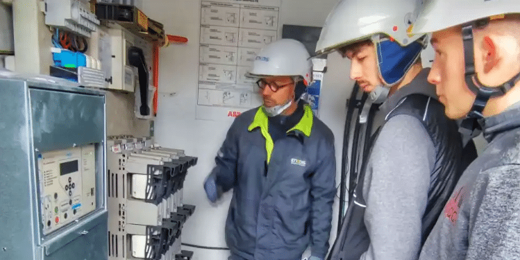 2 900 emplois à pourvoir d’ici à 2030 en région Sud : la filière des réseaux électriques recrute