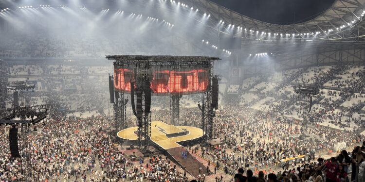 Fin du concert de Jul vendredi 23 mai 2025 (Crédit Gomet')