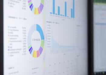 La montée des profils hybrides : le data analyste de demain est-il aussi un data engineer ?