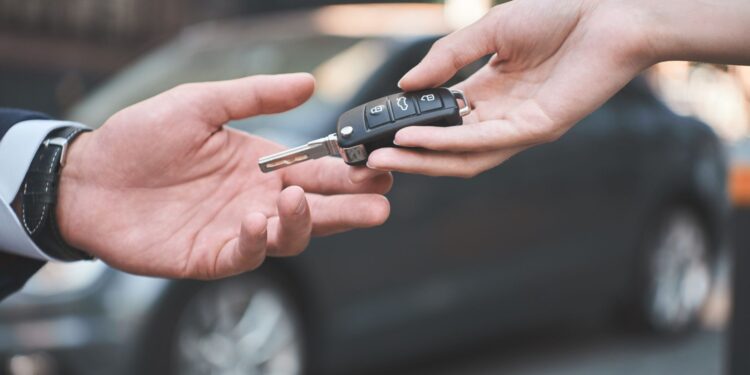 Les particularités réglementaires liées à l’obtention d’une carte grise en France pour les véhicules électriques et hybrides