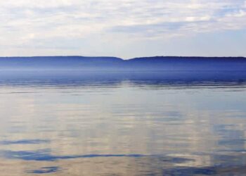 Or bleu L'eau de l'étang de Berre