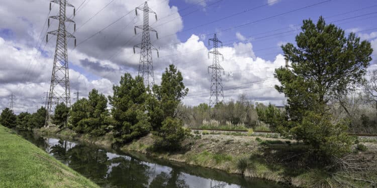 ligne électrique Fos